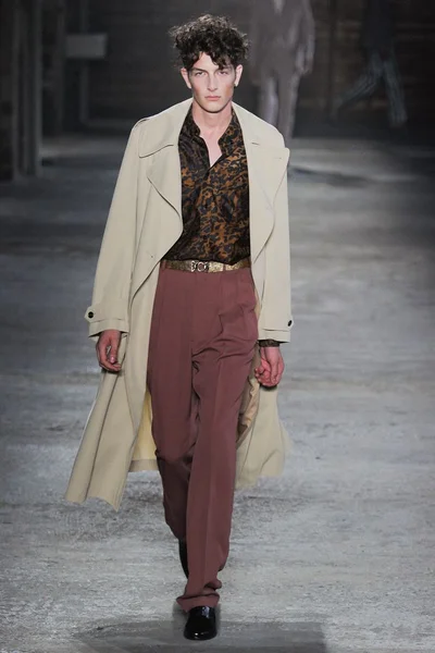 Look 21